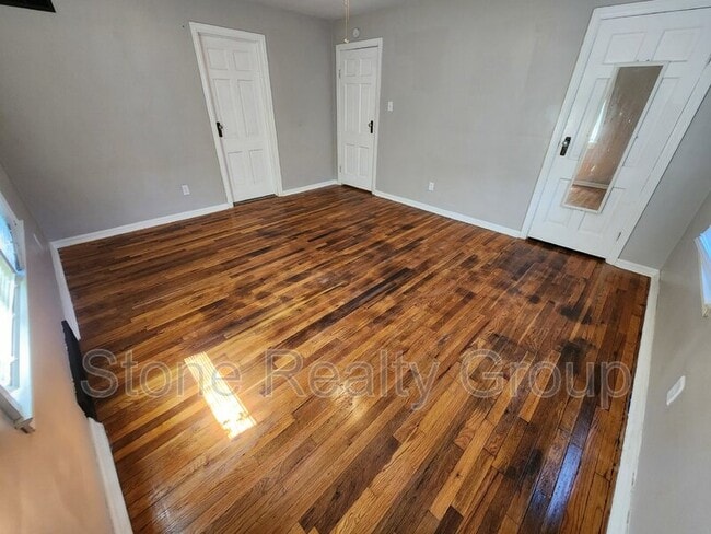 Building Photo - 3112 Harrison Ave