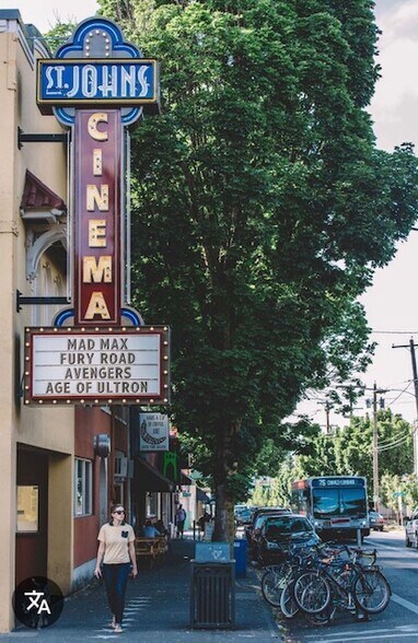 Building Photo - 7112 N Richmond Ave