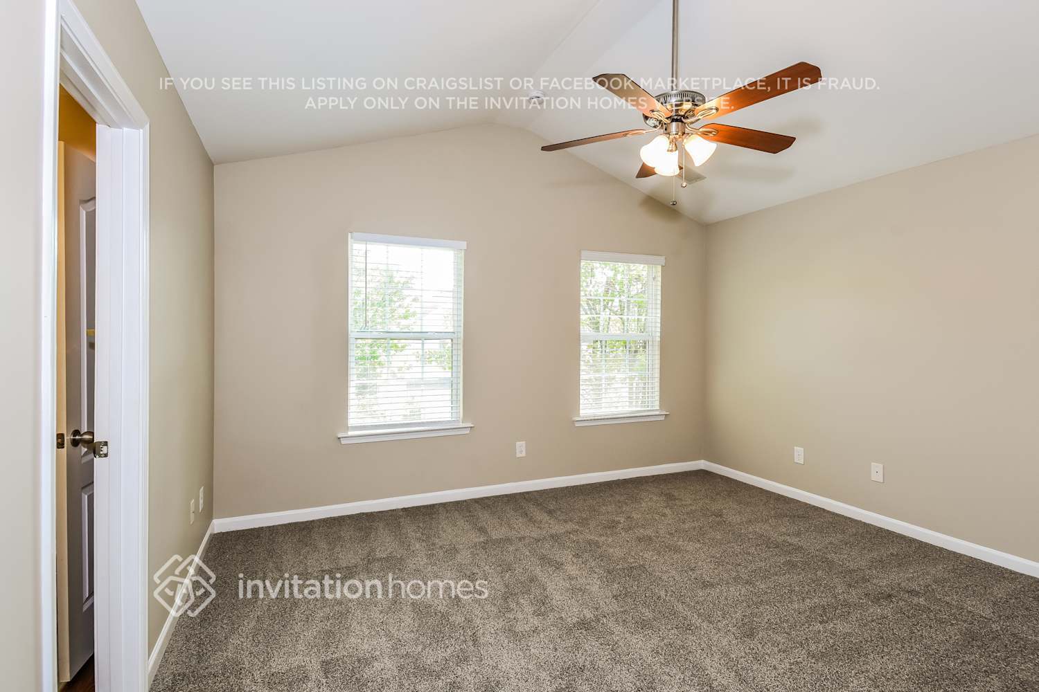Building Photo - 483 Lobdale Falls Dr