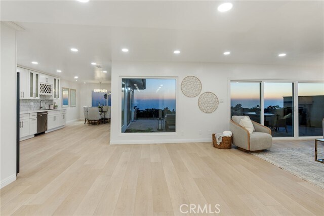 Building Photo - 2967 Alta Laguna Blvd