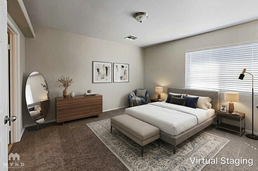 Building Photo - 12105 W Flores Dr