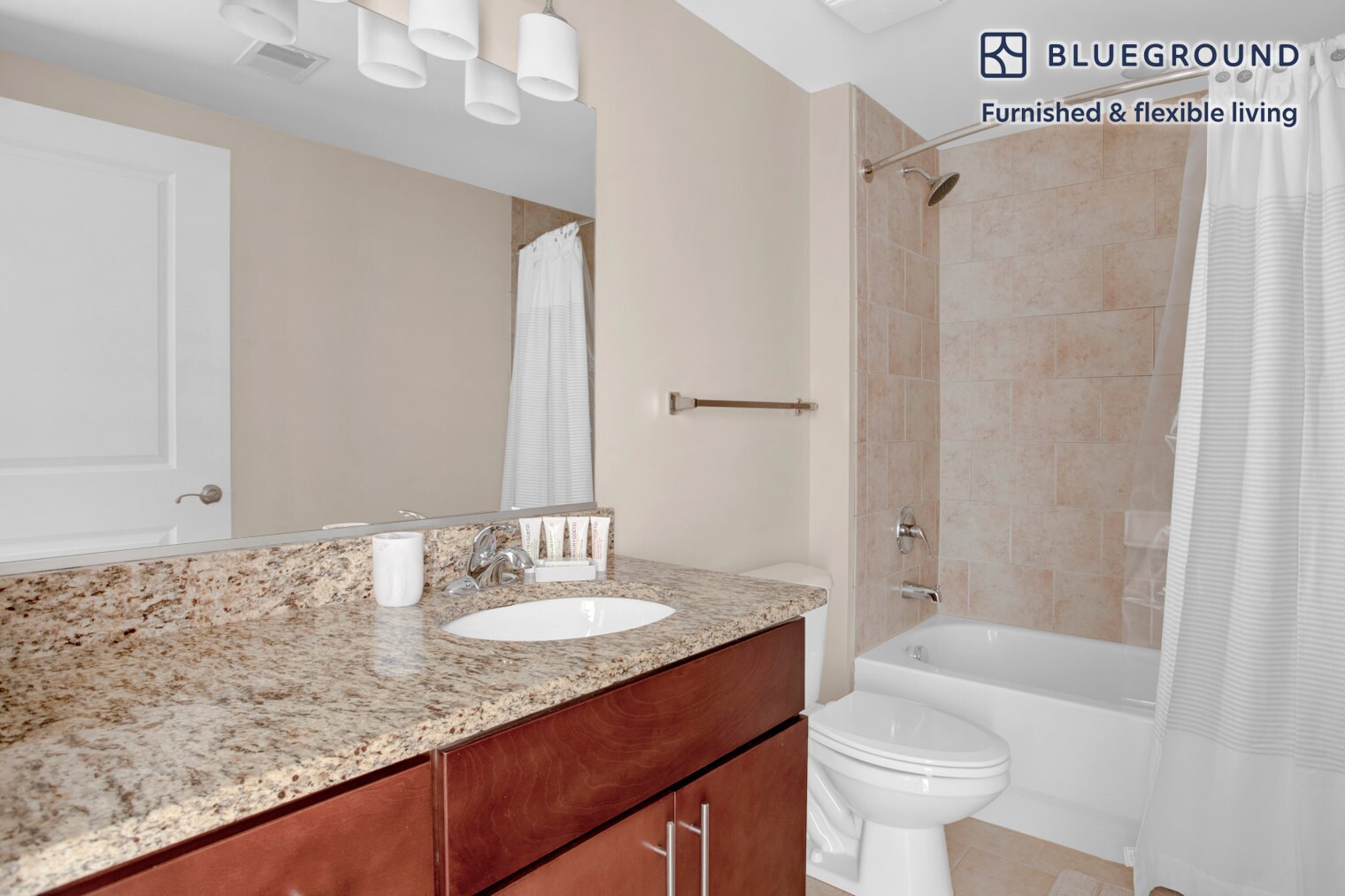 Building Photo - 425 L St NW