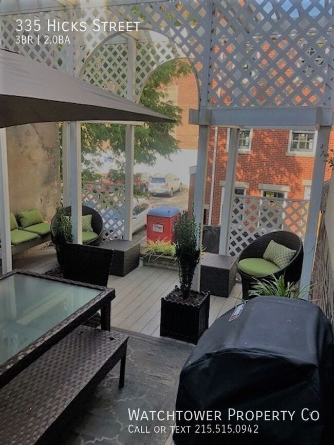 Building Photo - 335 S Hicks St