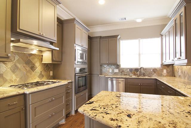 Building Photo - 1138 Robbie St