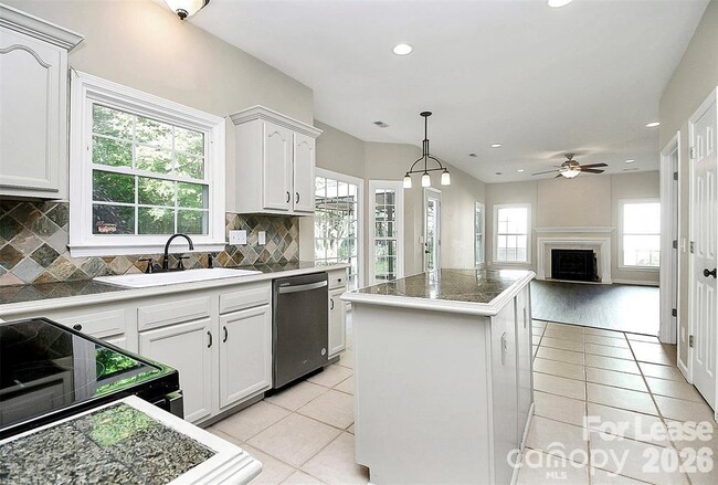 Building Photo - 8609 Walsham Dr