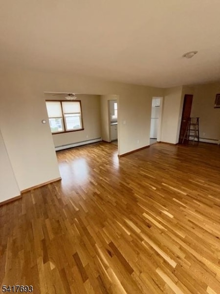 Building Photo - 293 Adriana St