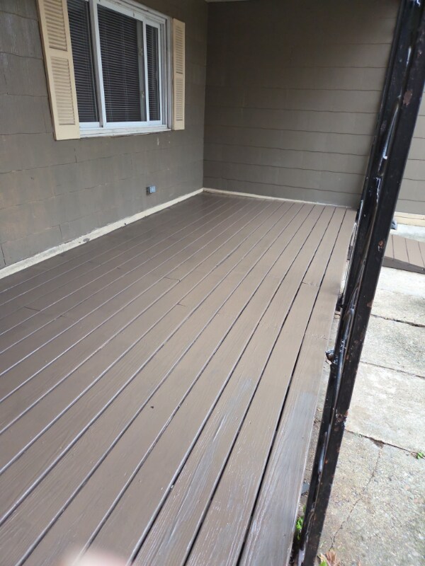 Building Photo - 105 19th St