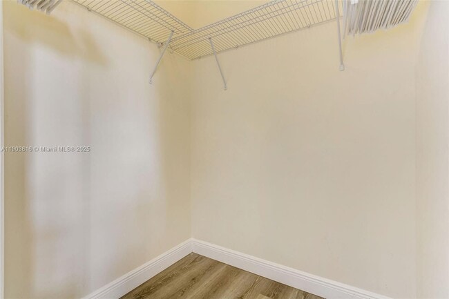 Building Photo - 1620 NE 110th St