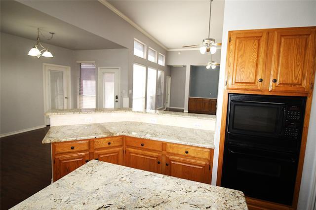 Building Photo - 8502 Linda Vista Dr