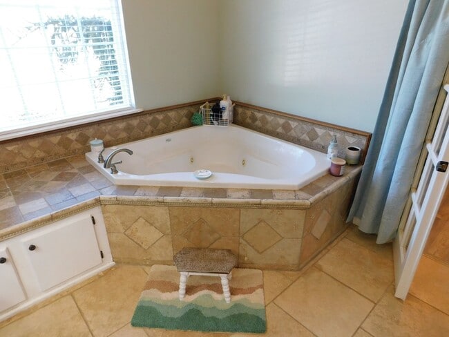 Building Photo - 4391 GA-225