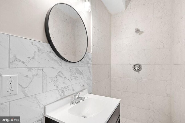 Building Photo - 1152 S 15th St