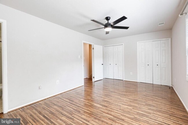 Building Photo - 1669 Yorktown Ct