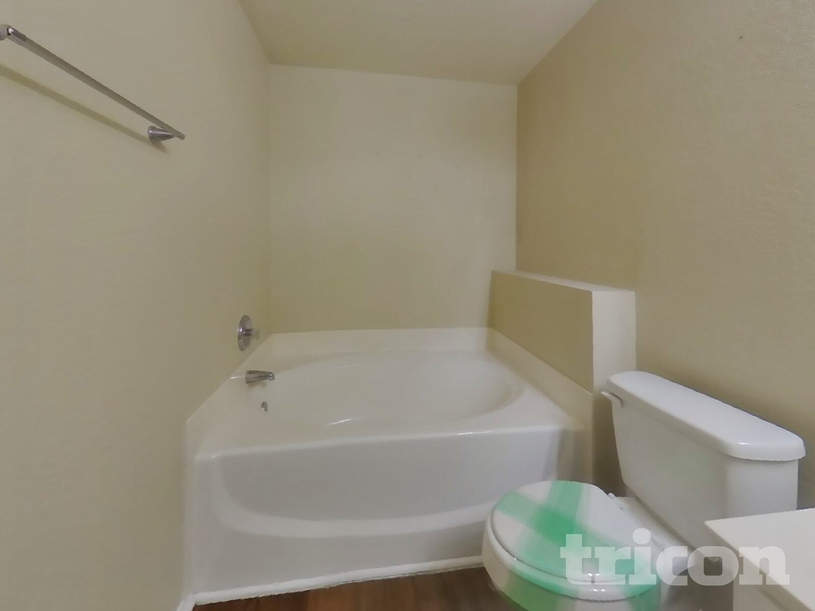 Building Photo - 621 Babbling Brook Dr