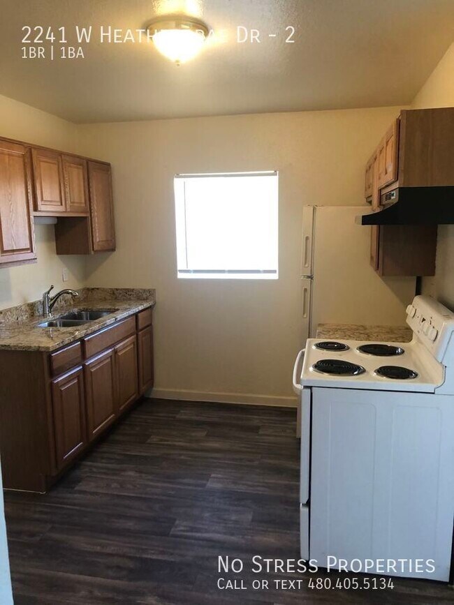 Primary Photo - 2241 W Heatherbrae Dr