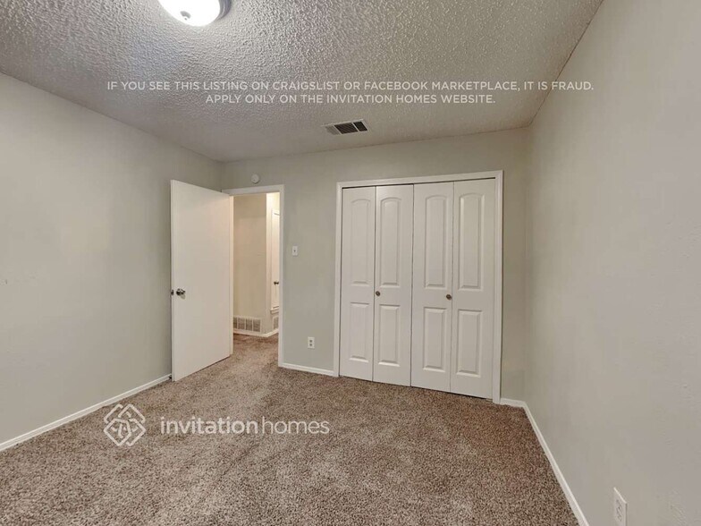 Building Photo - 5521 Safari Trail