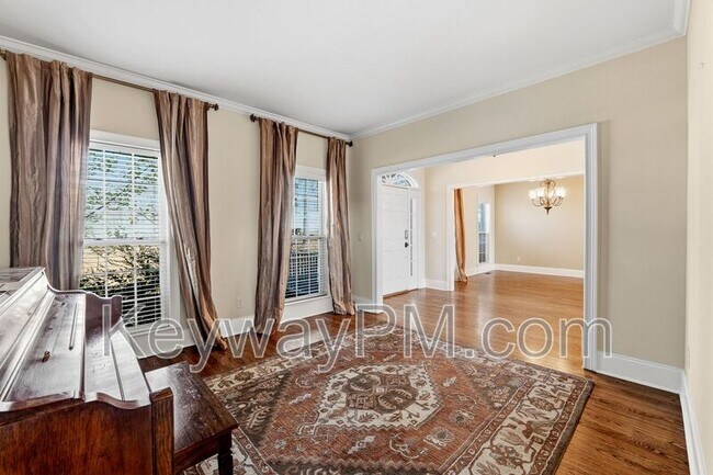 Building Photo - 529 John Fox Run