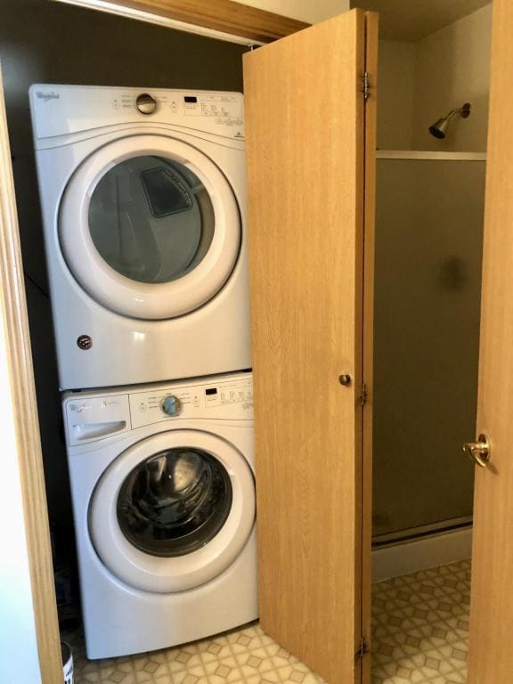 Building Photo - 451 Linden Dr