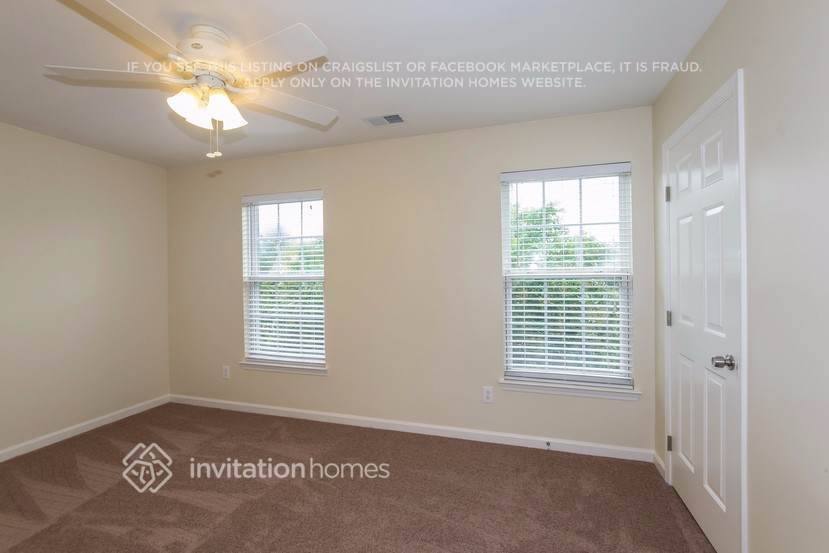Building Photo - 9132 Swallowtail Ln