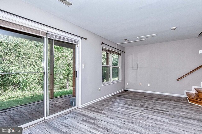 Building Photo - 13416 Burrough Farm Dr