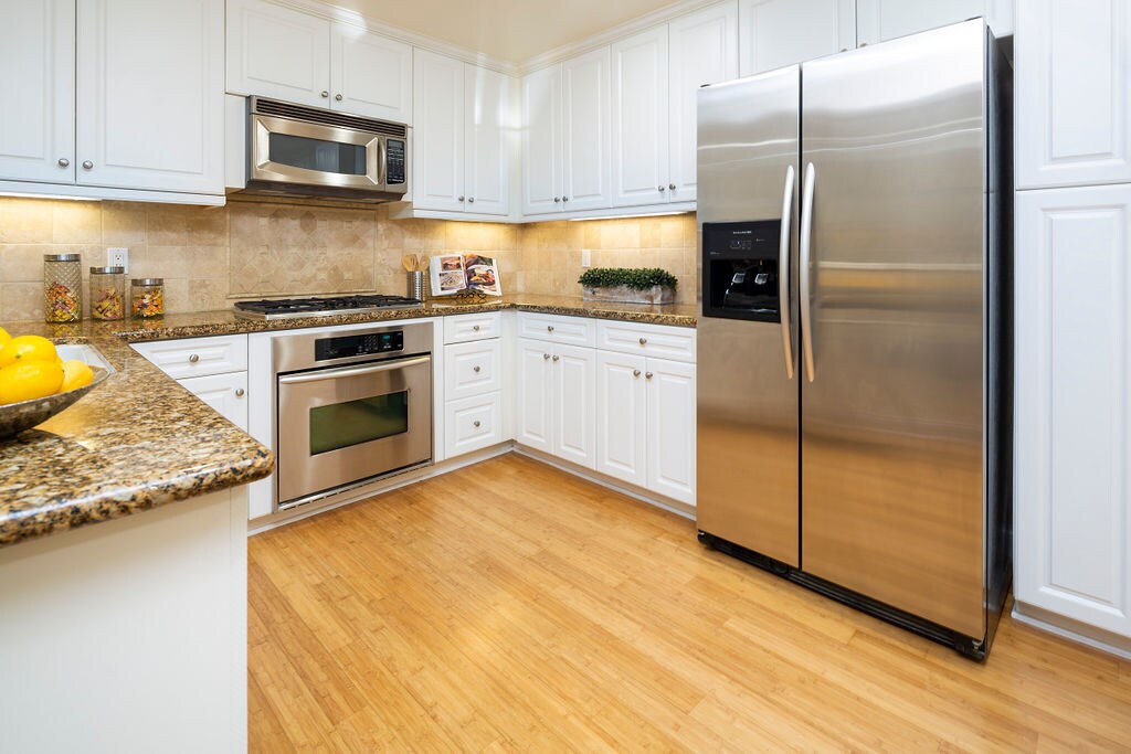 Building Photo - 12975 Agustin Pl