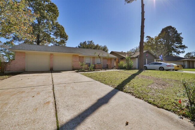 Building Photo - 3938 Forest Bluff Dr