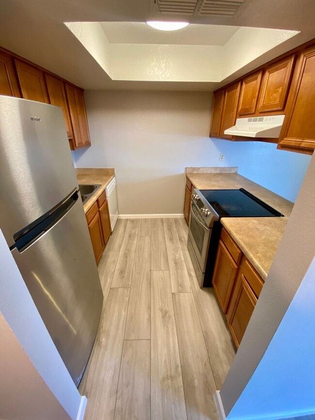 Building Photo - Spacious Two Bedroom Two Bath Condo in Tempe
