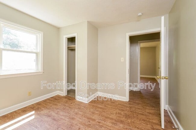 Building Photo - 1413 Fitch St