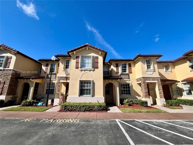 Building Photo - 1550 NE 33rd Ave