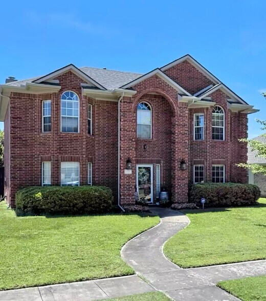 Building Photo - 610 Butternut Dr