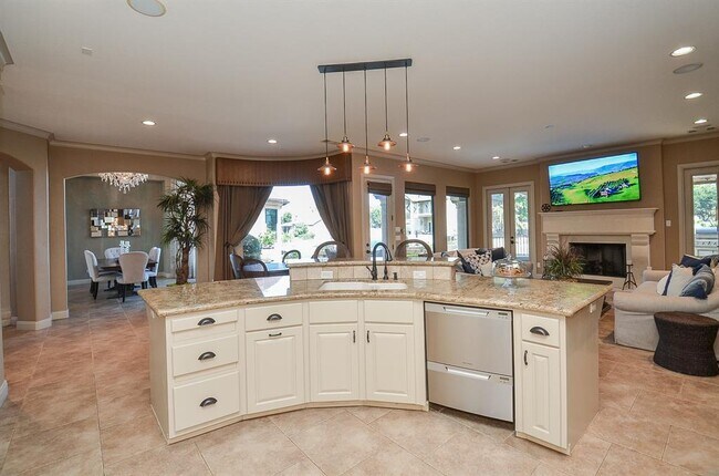 Building Photo - 12316 Oak Bend Cir