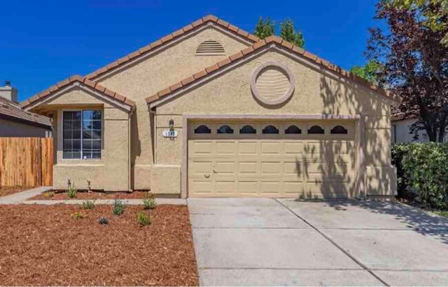 Primary Photo - 1247 Arbor Ct