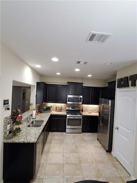 Building Photo - 405 Tula Trail