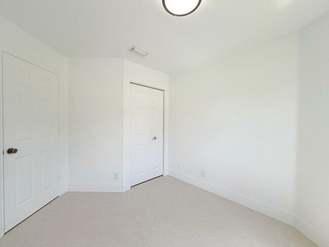 Building Photo - 20841 NW 1st St