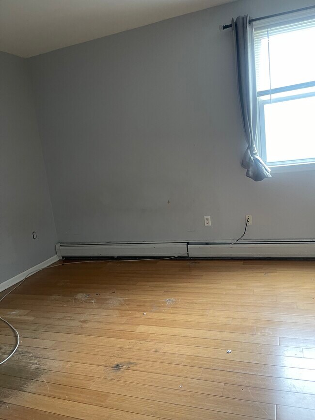Building Photo - 5016 Bergenline Ave