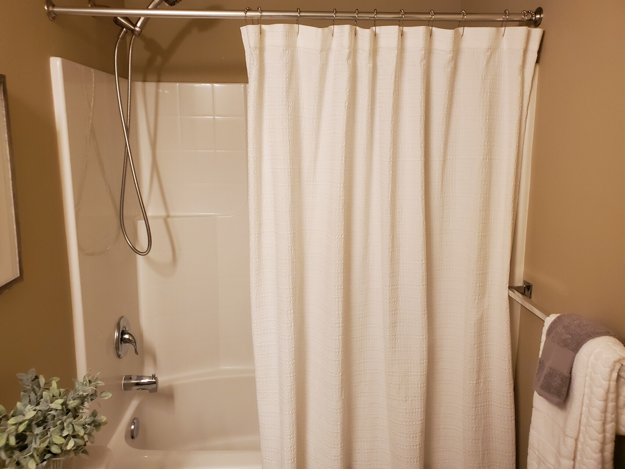 Building Photo - 176 N Township St