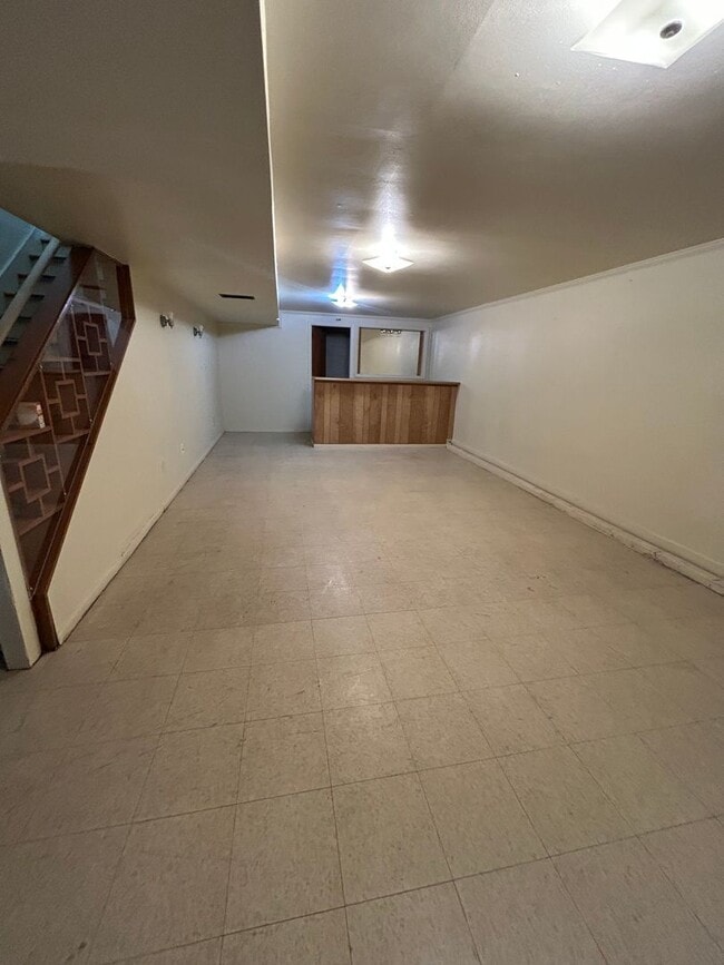 Building Photo - Charming 3 Bedroom Brick Ranch in Park Forest