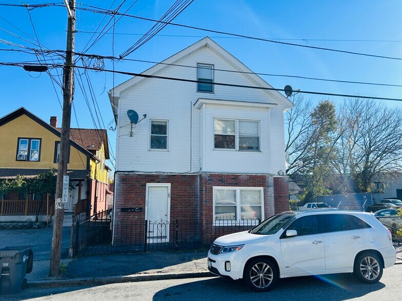 Building Photo - 25 Fallon Ave