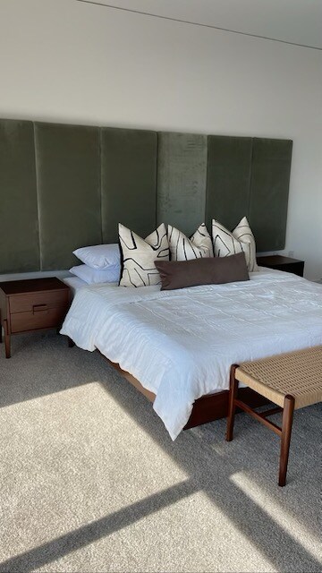 Building Photo - 15 MacArthur Pl