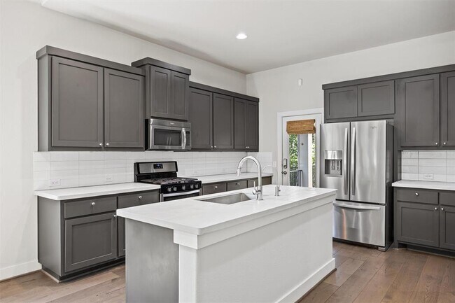 Building Photo - 12218 Cottage Promenade Ct