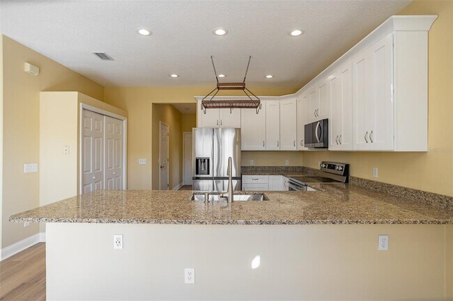 Building Photo - 3204 W Empedrado St