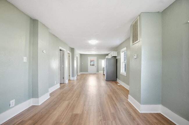 Building Photo - FULLY REMODELED 3 BED, 1.5 BATH HOME FOR RENT IN SUFFOLK!