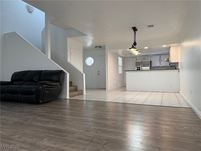 Building Photo - 6250 W Flamingo Rd