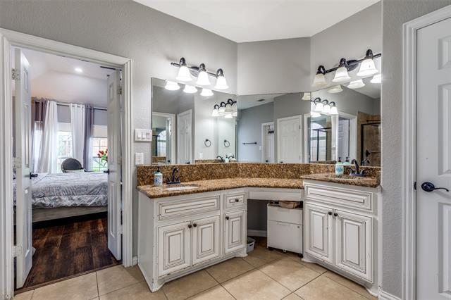 Building Photo - 12402 Honeyflower Dr