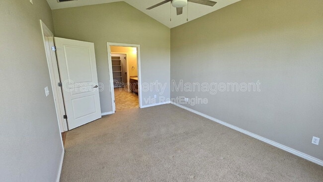 Building Photo - 11992 W Long Cir