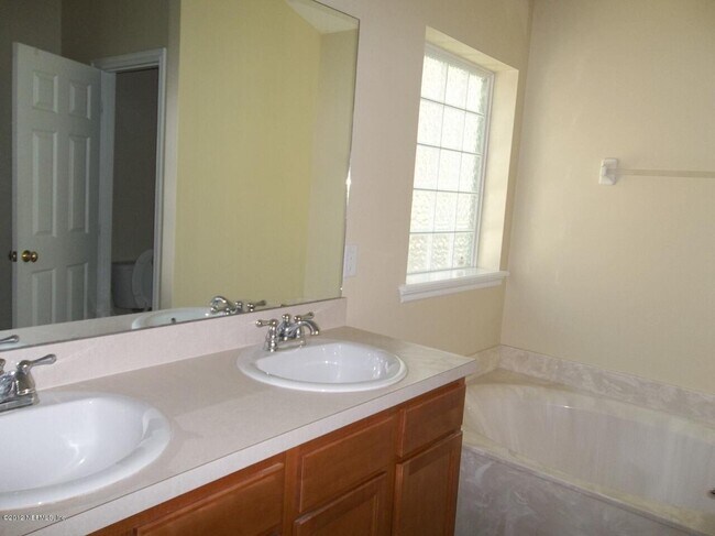 Building Photo - 1568 W Windy Willow Dr