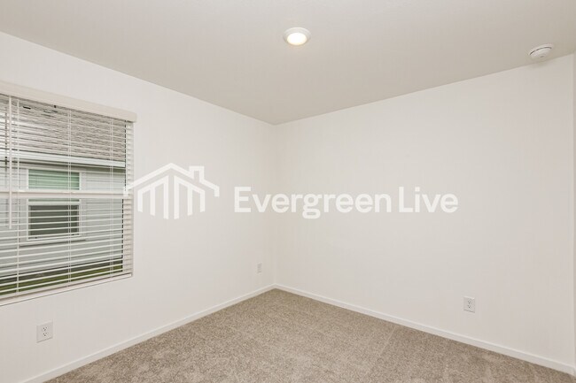 Building Photo - 2256 Tierra Madre Blvd