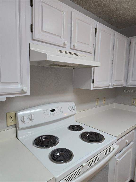 Building Photo - 4240 Summer Landing Dr