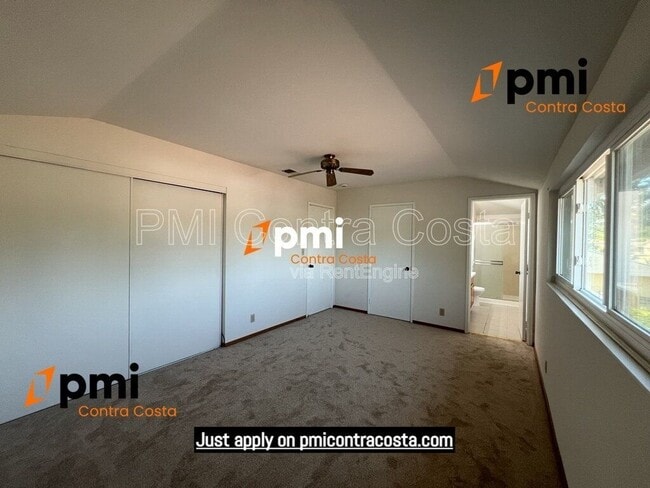 Building Photo - 2850 St Denis Dr