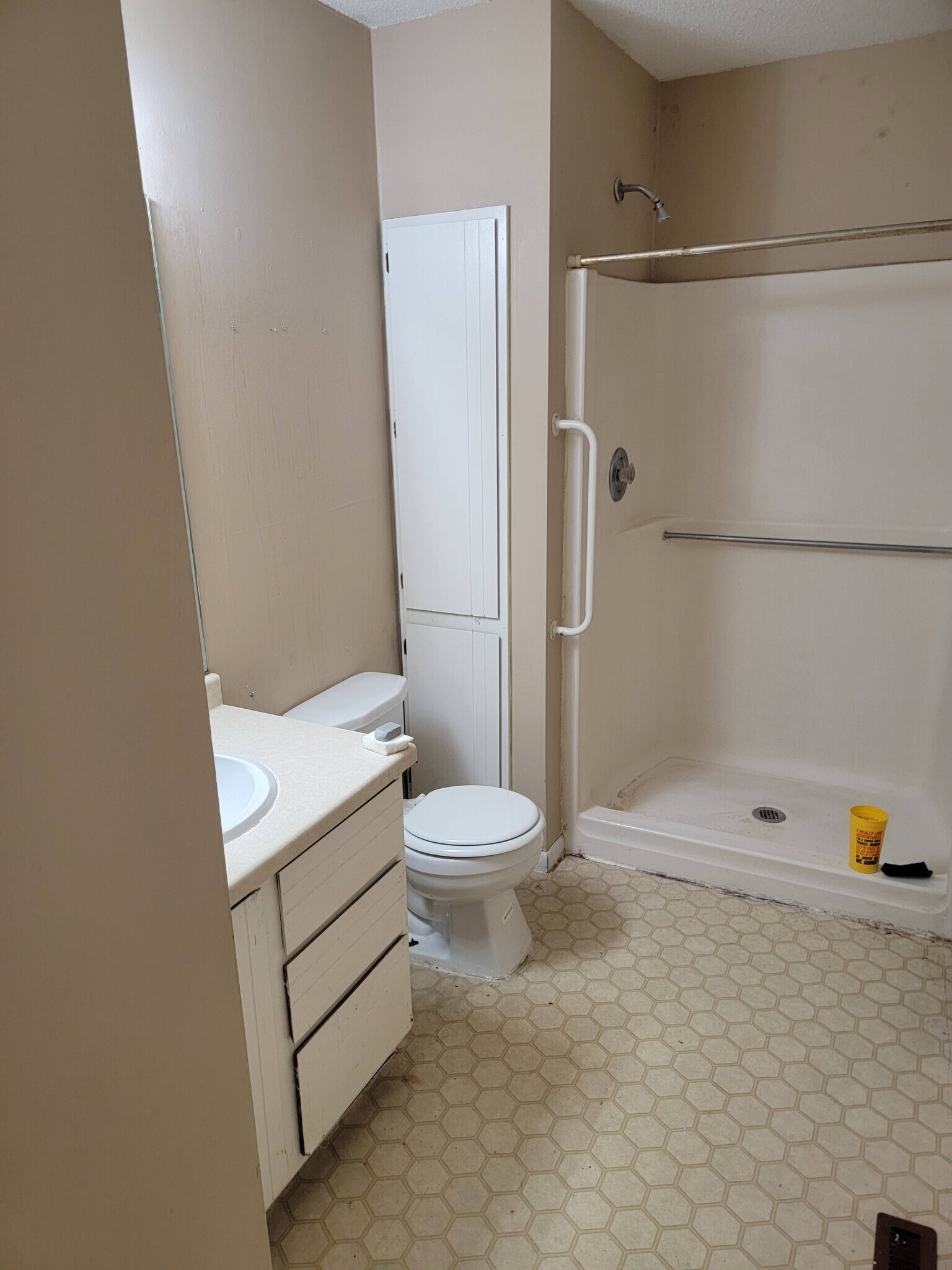 Building Photo - 902 Wescott Trl