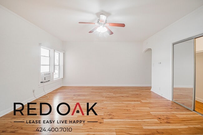 Building Photo - 1056 Normandie Ave